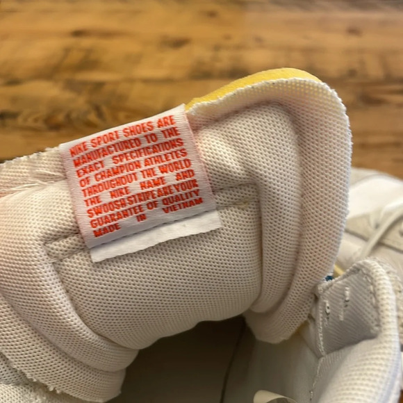 Nike Blazers size 10 - Picture 4 of 7